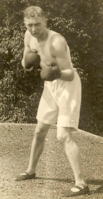 Albert Groen als bokser
